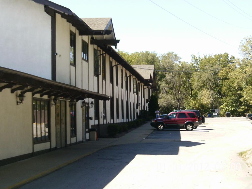 Budget Inn And Suites - Des Moines Exterior photo